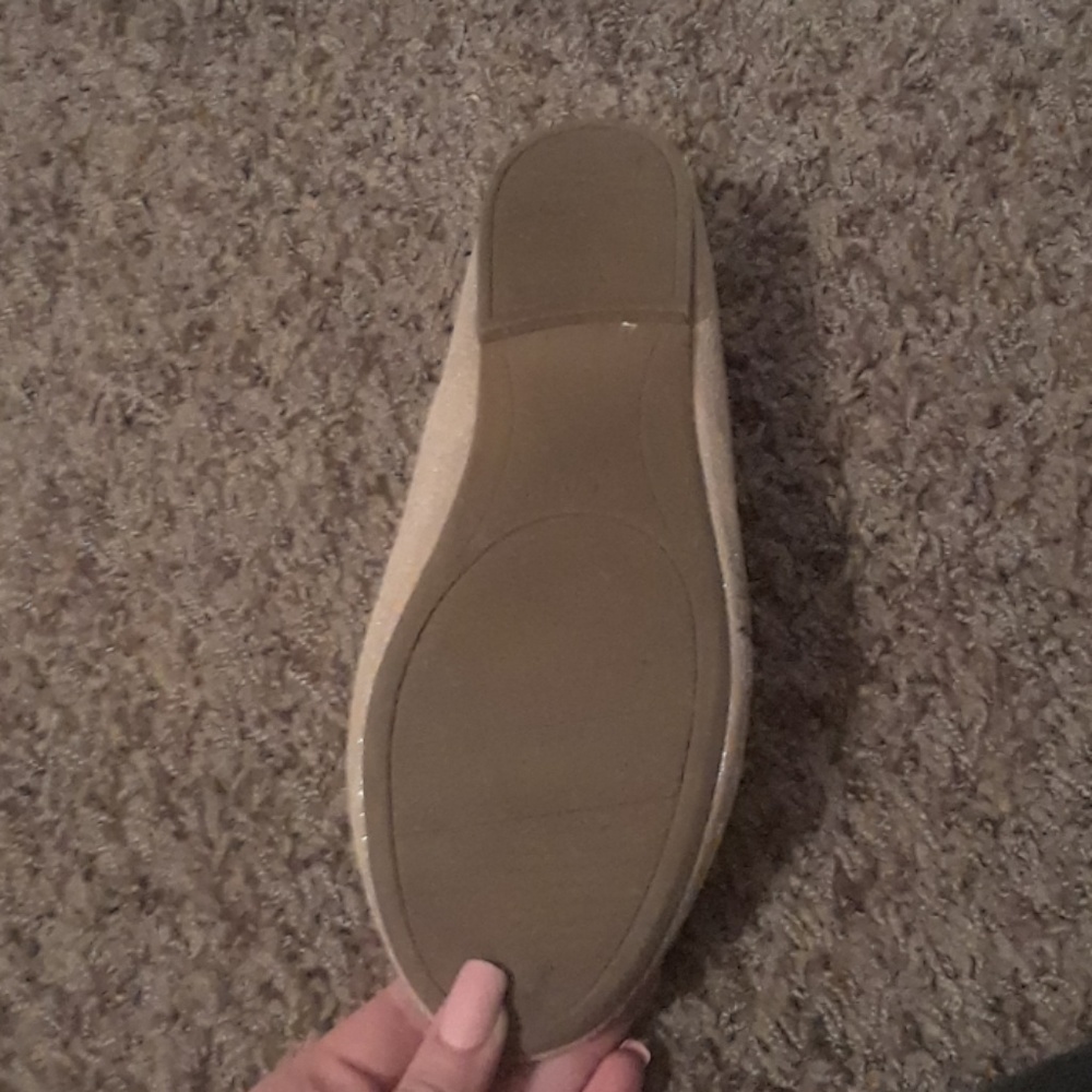 Shoes - Picture 3 of 3